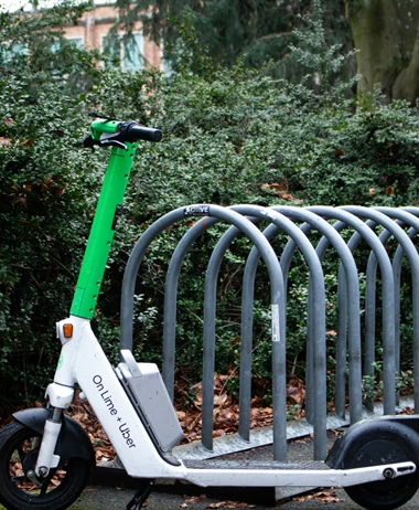 
      Scooter électrique : quelle assurance choisir ?
    